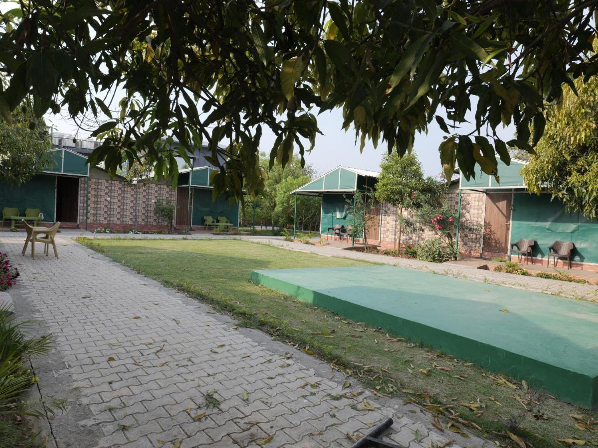 Sukoon - A Wellness Resort, Uttarakhand Chuharpur Eksteriør bilde